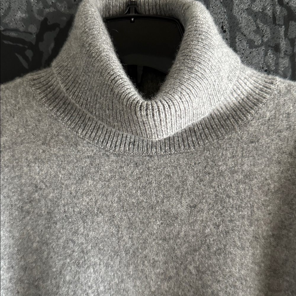 The ROW Cashmere LUXURIOUS THICK GREY MELANGE TURTLENECK XL - Picture 3 of 15